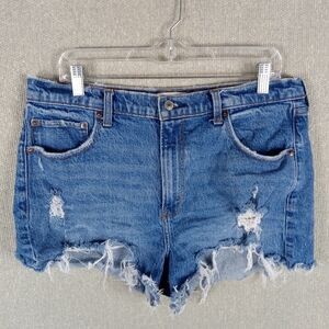 Abercrombie Fitch The Mom Shorts Size 32/14 Blue Denim Distressed High Rise